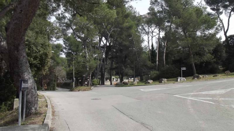 Le cimetière de Luynes près d'Aix en Provence